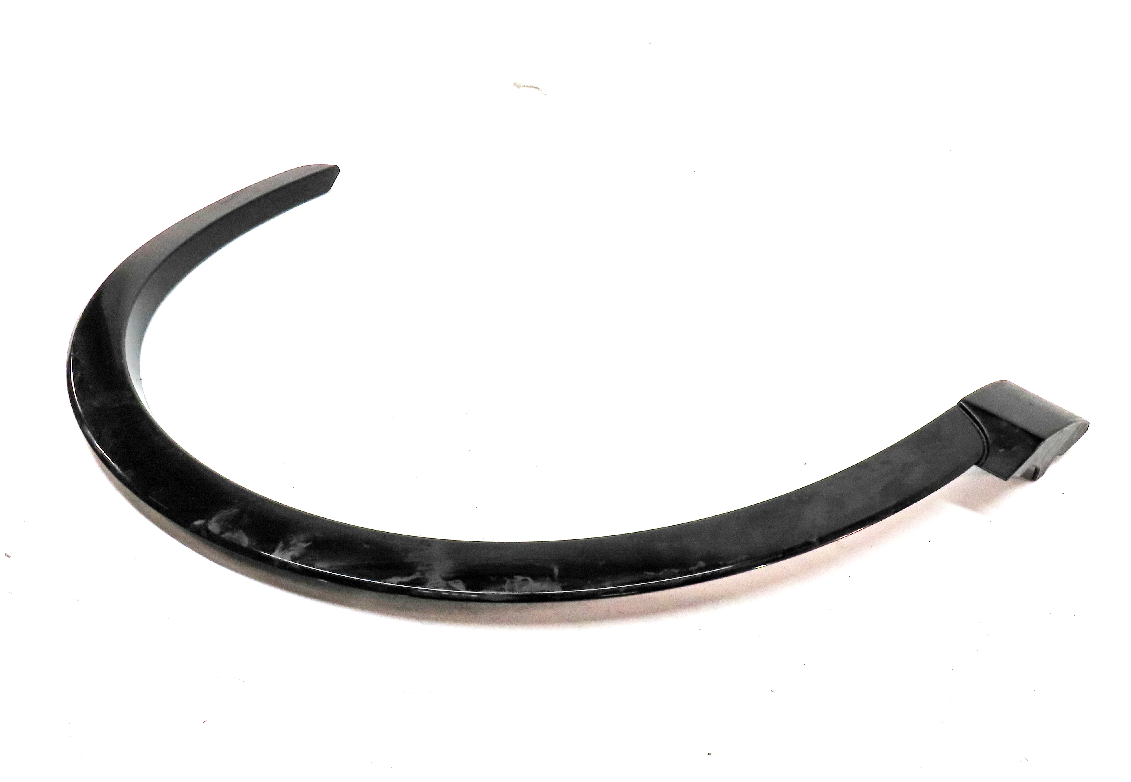 2016 AUDI Q3 (8U) FRONT RIGHT PASSENGER FENDER FLARE WHEEL TRIM MOULDING (Black) — exact item pictured